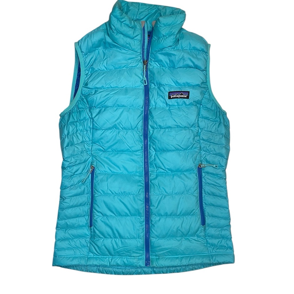 Patagonia Women's Down Sweater Insulated Puffer Vest in Mako Blue